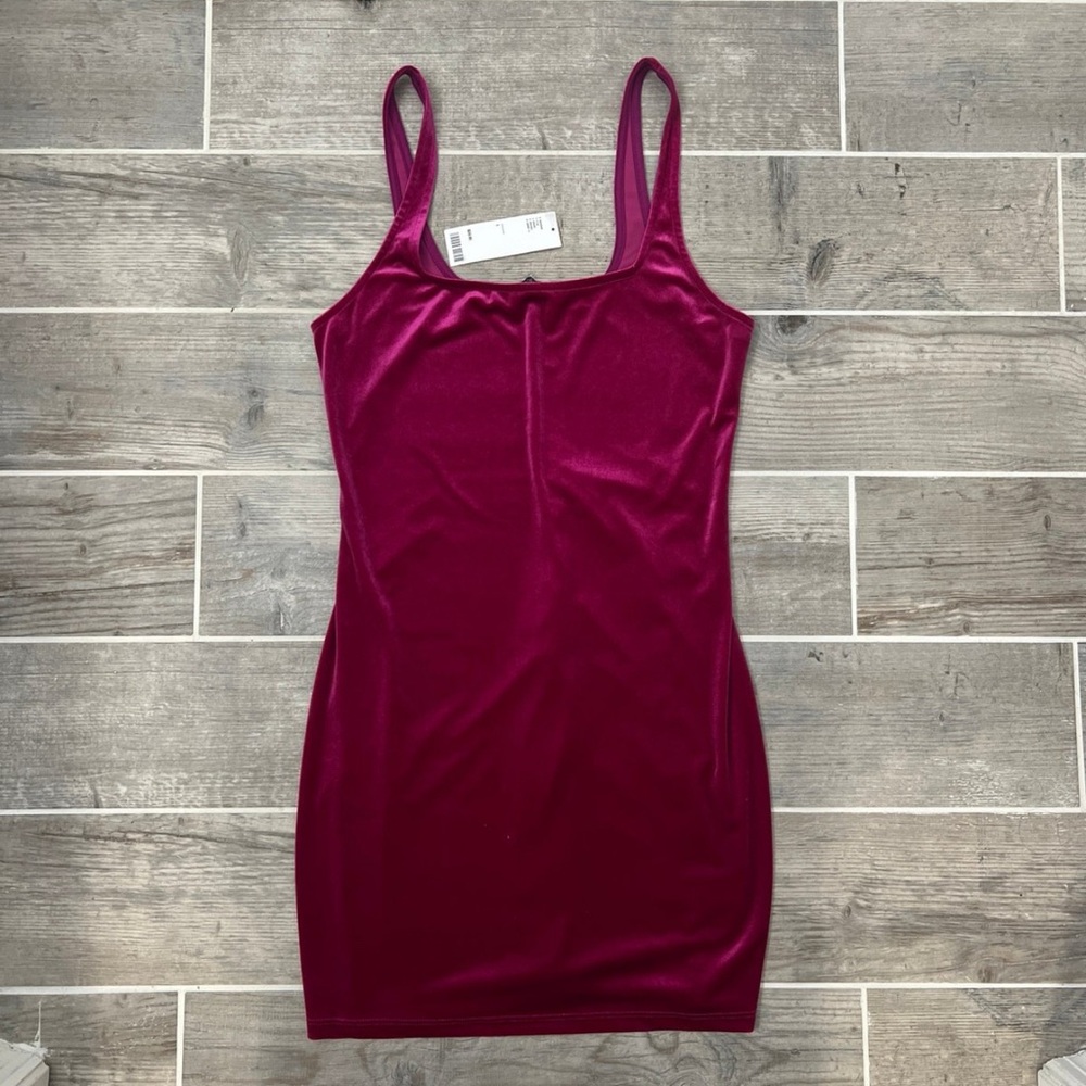 Elegant Burgundy Velvet Dress